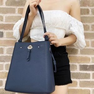 Kate Spade ♠️ Bucket Tote